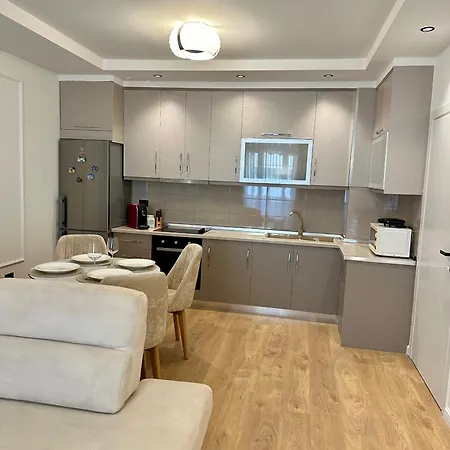 Apartment Irni Apartament *